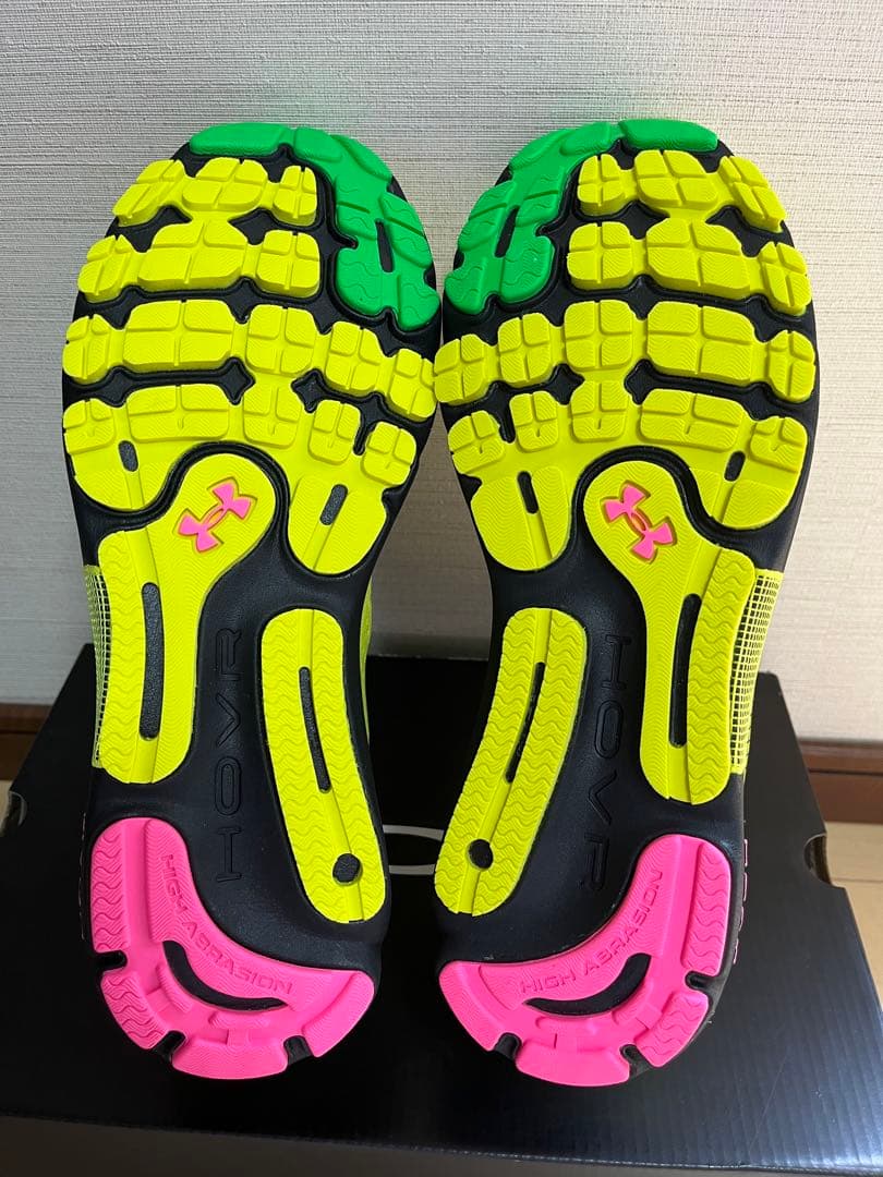 ウォーキング・ランニングウェア UNDER ARMOUR UA HOVR Infinite 4 27.5cm