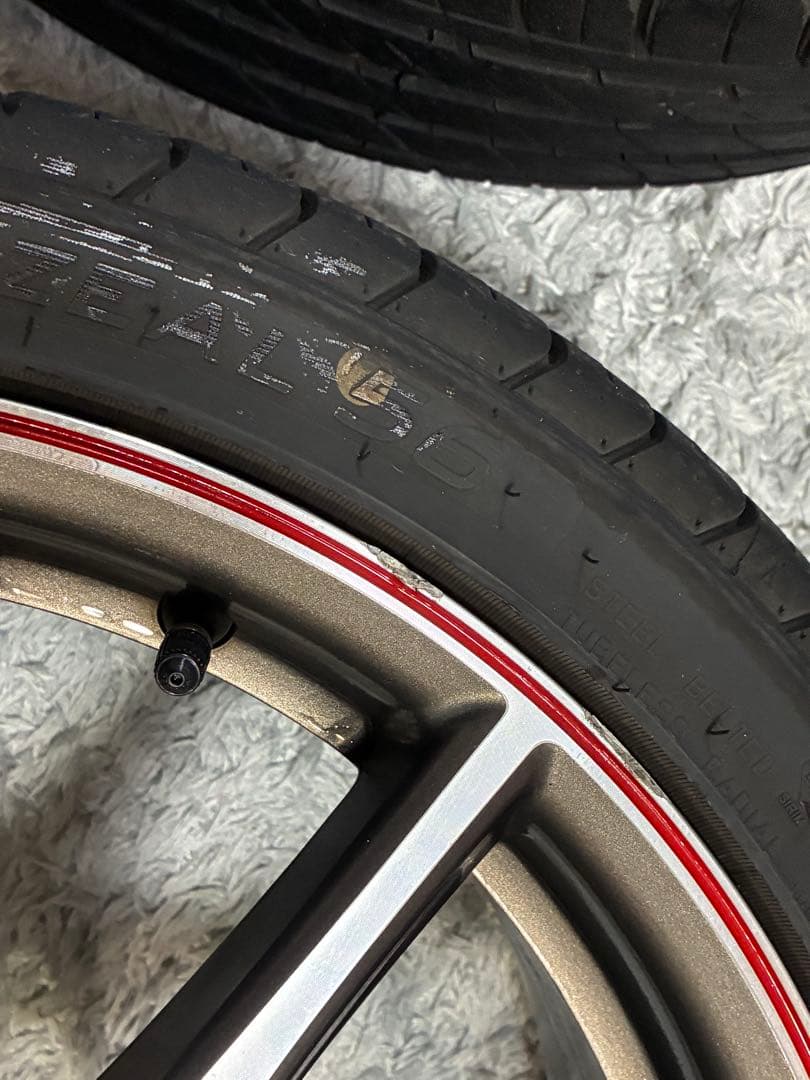 30プリウスG's 18インチ純正レッドラインホイール　4本セット（タイヤ付き）