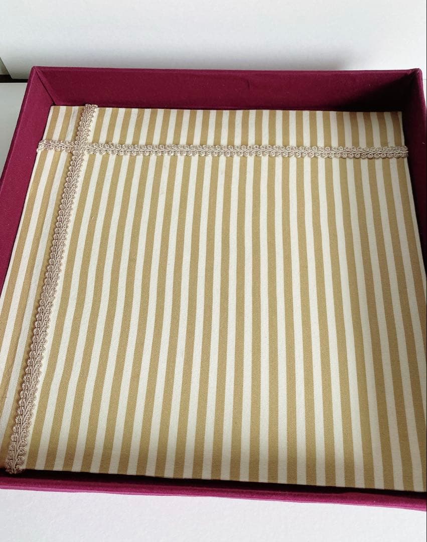 大きなカルトナージュボックス