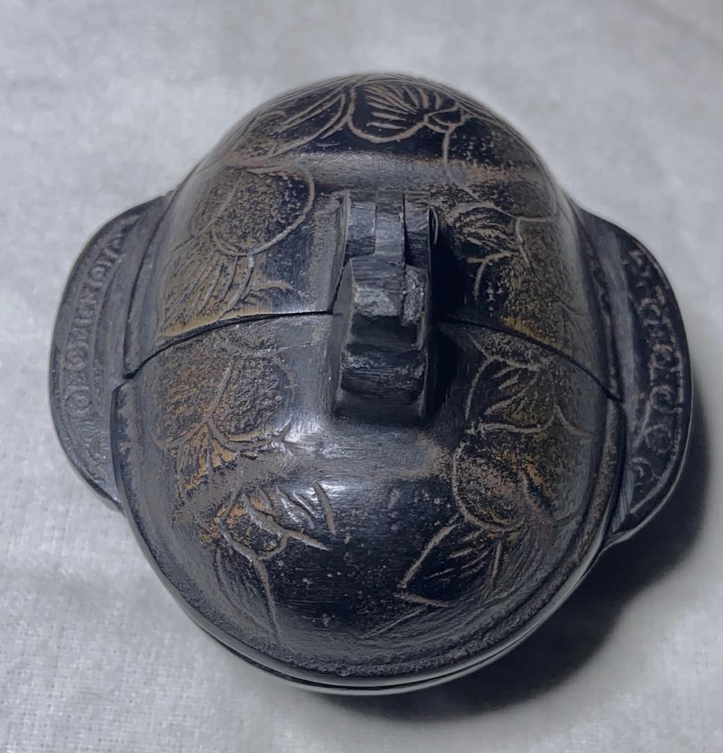 燭台　　金属製時代物携帯用燭台  アンティーク 稀少  仏具骨董