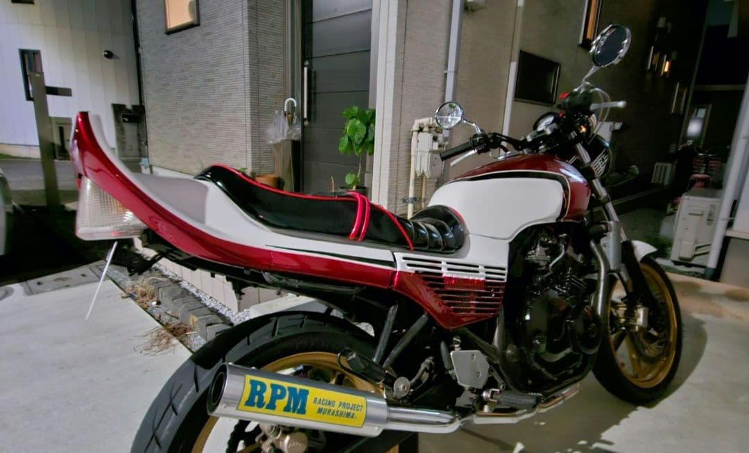 ジェイド 250 シート 黒赤 エナメル type