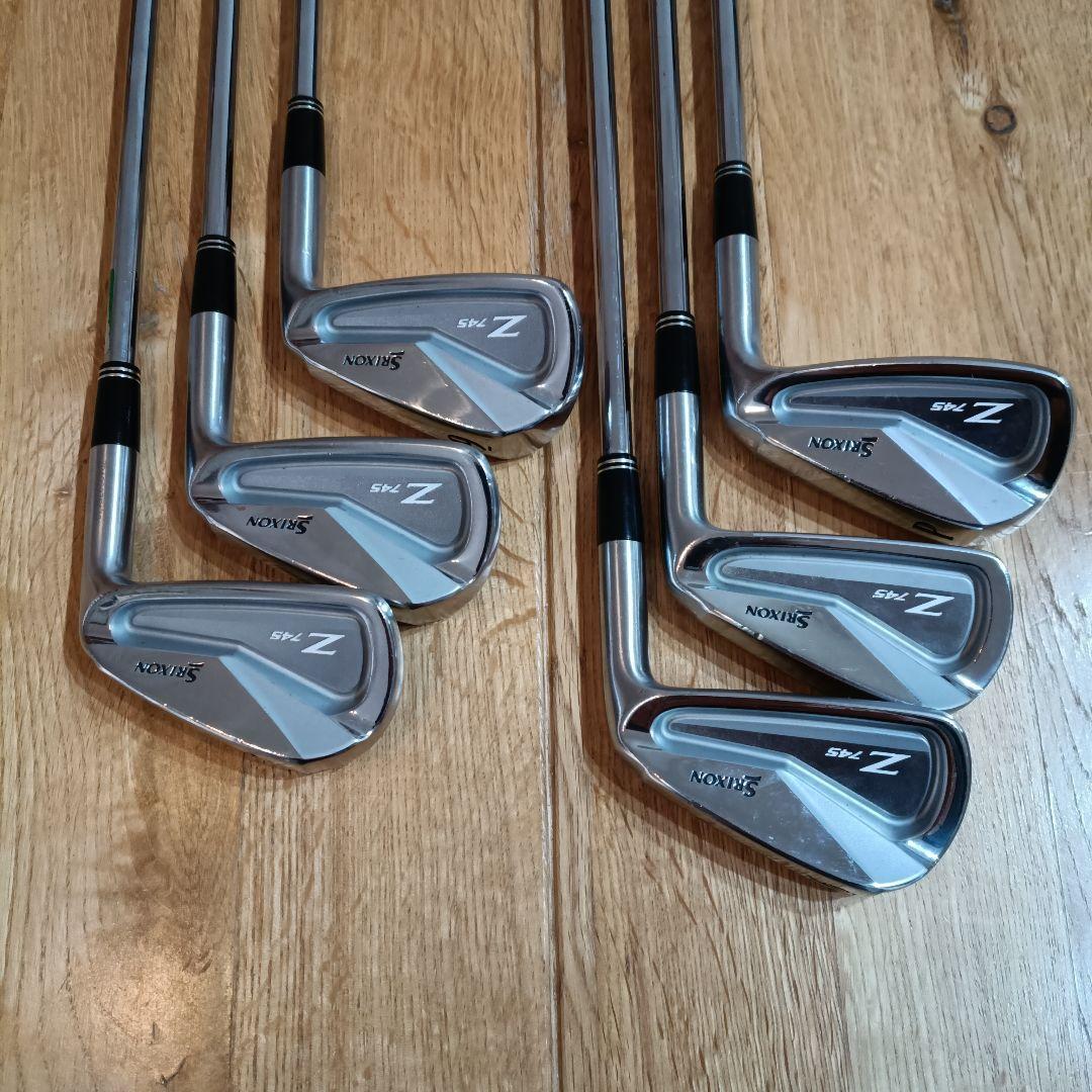 スリクソン　Z745アイアンセット P-5I DG200
