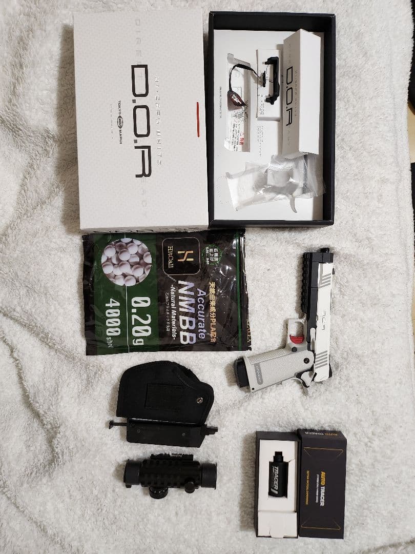 D.O.R. ガスガン ホワイト