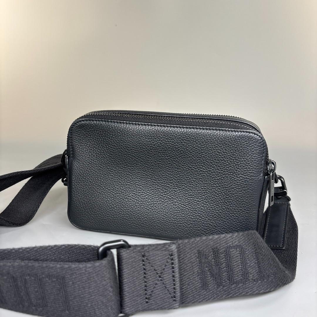 新品同様IC ルイヴィトン アエログラム アルファウエアラブルウォレット メンズ