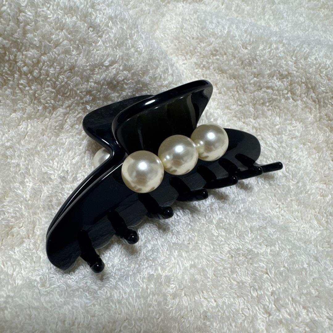 ALEXANDRE DE PARIS パール付きヘアクリップM 黒