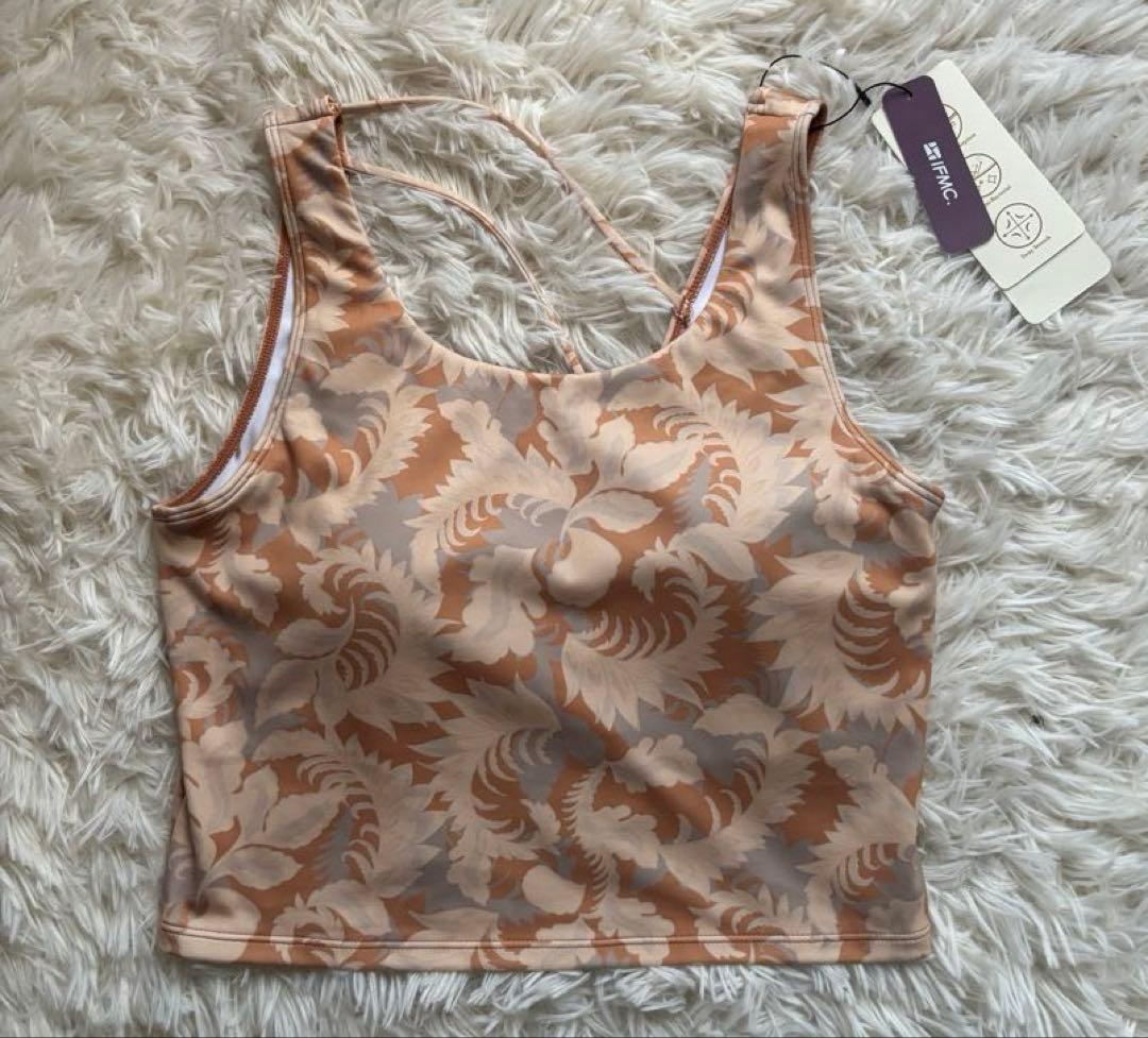 リアルストーン ◇ヨガウェア セットM新品タグ付オレンジ　22,000円のお品