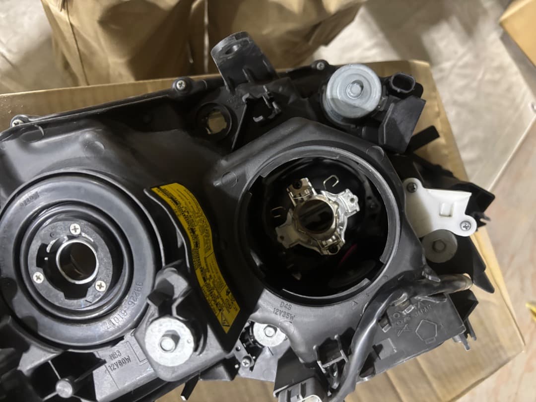 左 レクサス RX 350 ヘッドライト 10系