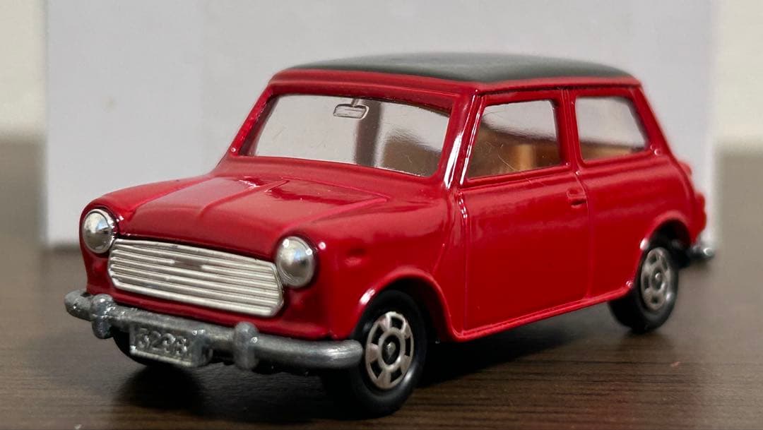 トミカ ミニクーパー イケダ特注 赤/黒ルーフ