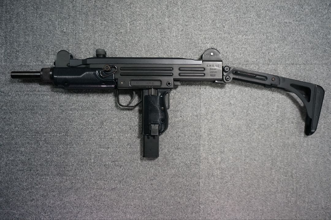 東京マルイ UZI オーバーホール済 初速78m/s 電動ガン 18歳以上