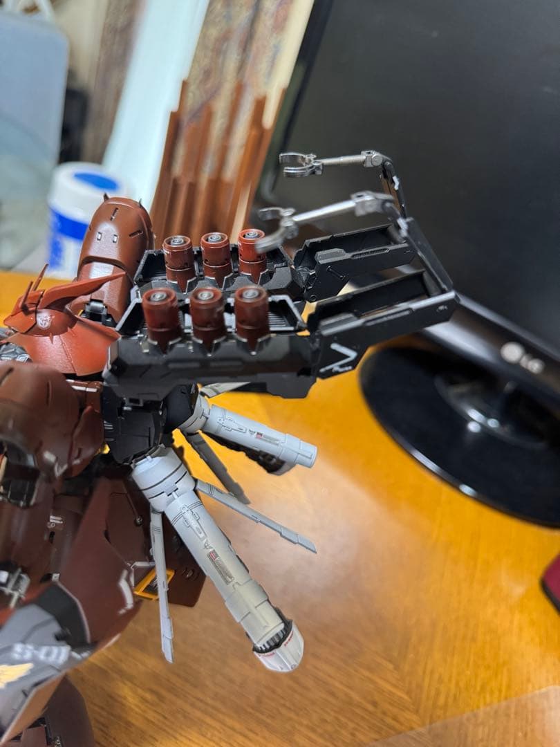 RG サザビー　改造塗装済み完成品