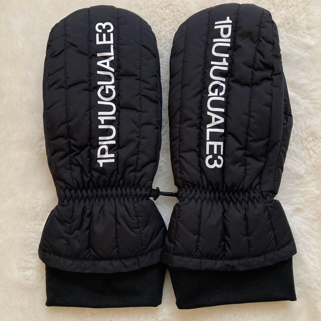 極美品！1PIU1UGUALE3 GOLF ウノピュウゴルフミトン　手袋