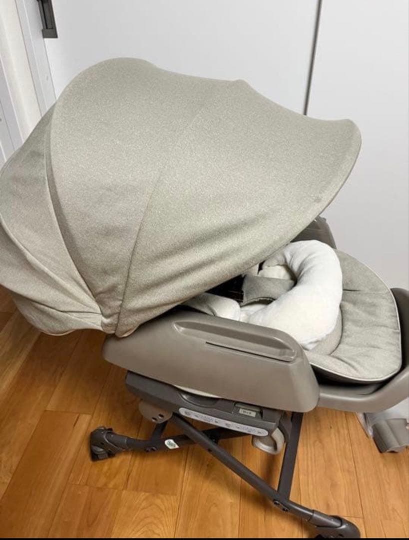 【美品】コンビ ネムリラ BEDi オートスウィング おやすみドームEG