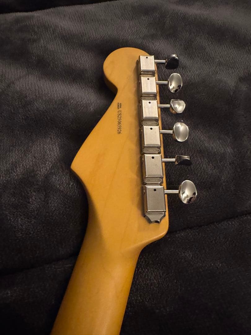 新未Fender American Professional Classic