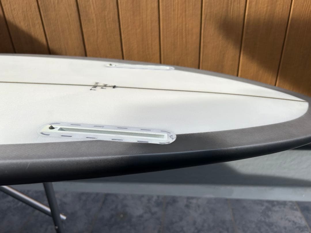 チャンネルアイランド　ツインピン