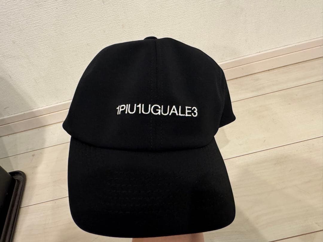 1PIU1UGUALE3 ブラックキャップ