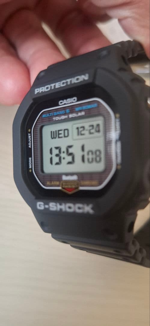 CASIO G-SHOCK GW-BX5600-1JFソーラー電波ほぼ未使用品