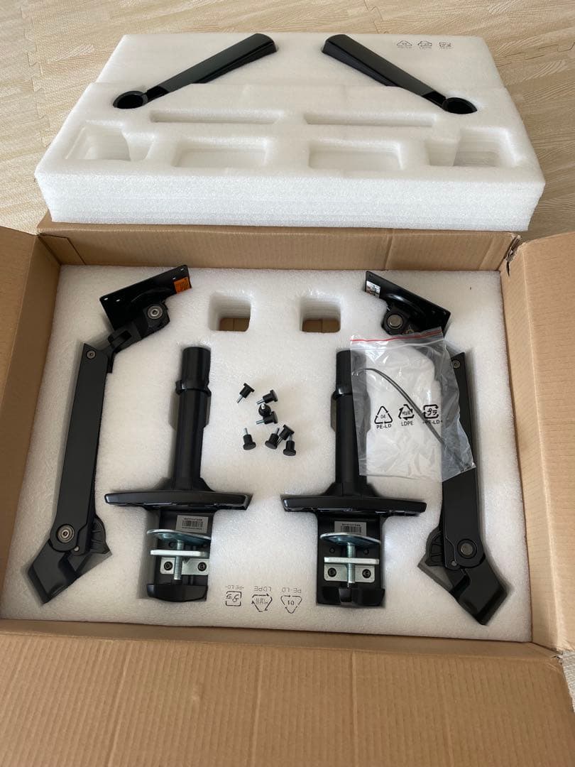 【2個セット】Amazon basicsモニターアーム エルゴトロン