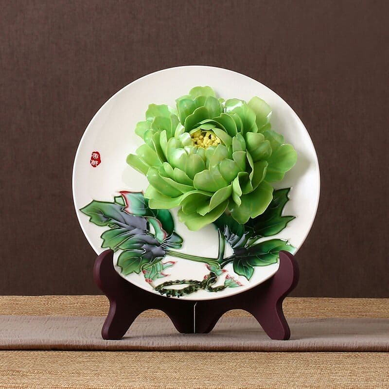 洛陽の牡丹の磁器の皿を手で描いて、中国式の家庭装飾の置物、特色の贈り物は皿