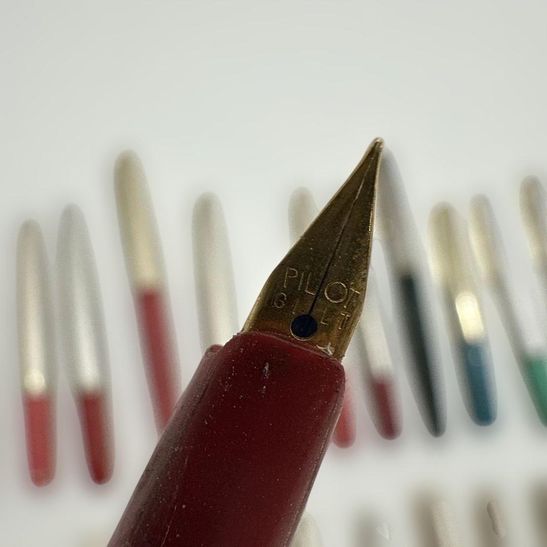 o*f様 まとめ売り　多色万年筆セット ３７本　ペン先金属多数