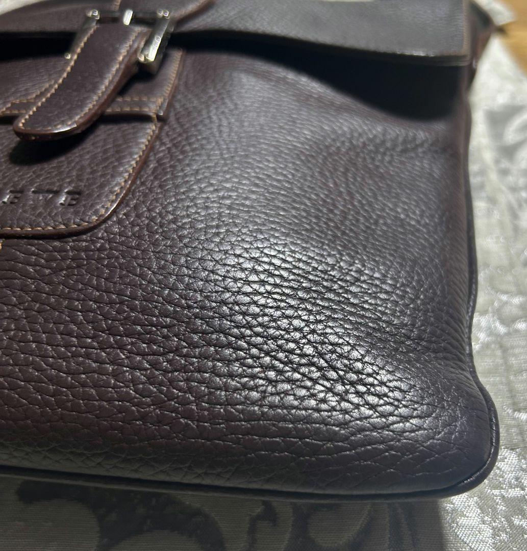 LOEWE ダークブラウン ショルダーバッグ