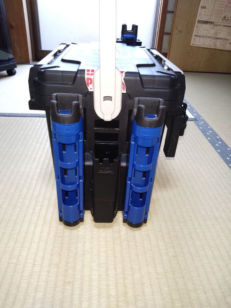 y’s　餌木51本と明邦バケットマウスBM-5000セット、ルアーボックス