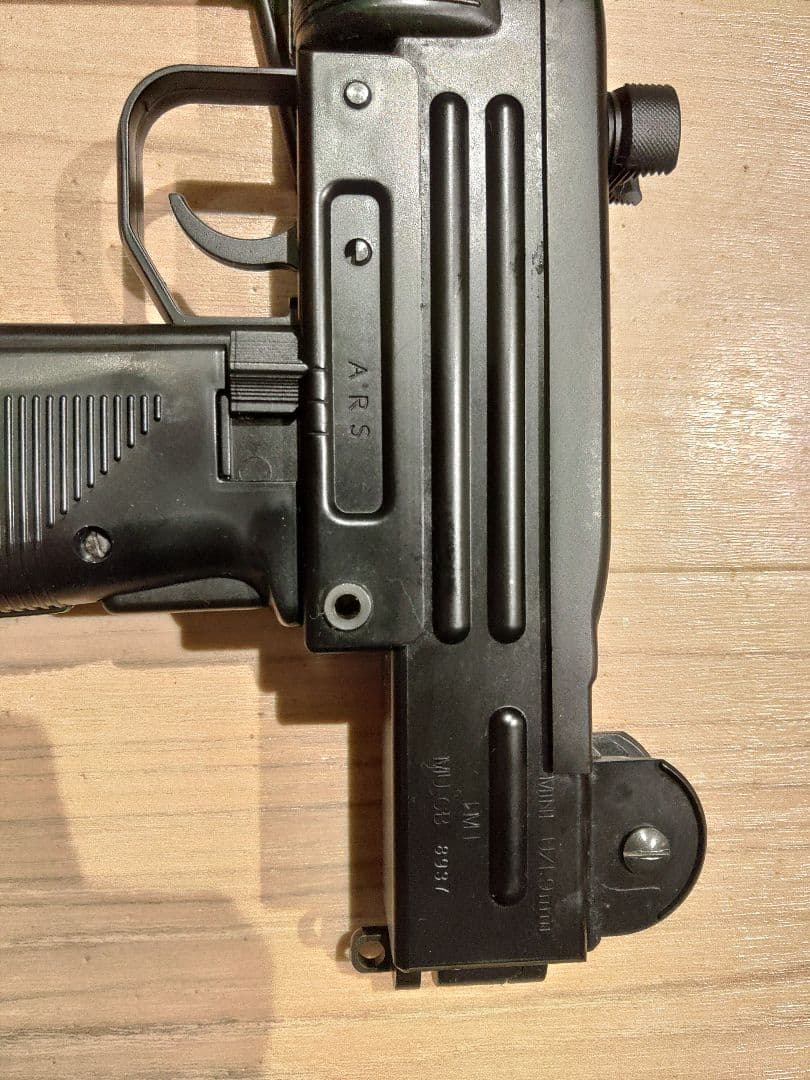 ※レオレオ　WA ミニUZI ガスブロ／美品・ケース・マガジン付