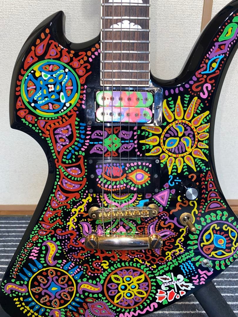 hideギターサイケモデル　 ワンタッチスタンド、新品弦、オーナーマニュアル