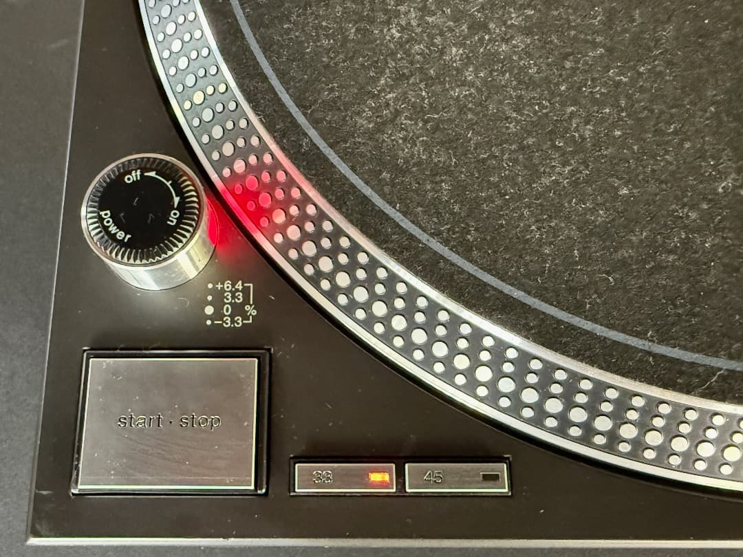Technics SL-1200MK5（1台目）