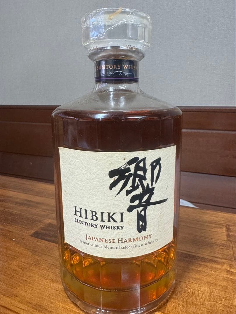 サントリーウイスキー 響 ジャパニーズハーモニー SUNTORY HIBIKI