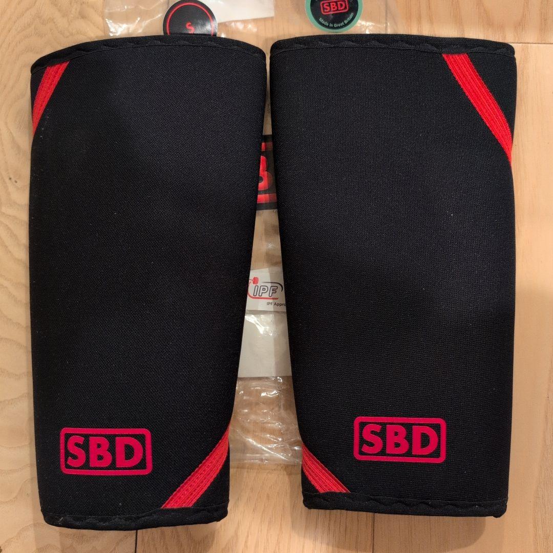 SBD ニースリーブ 黒/赤　Sサイズ