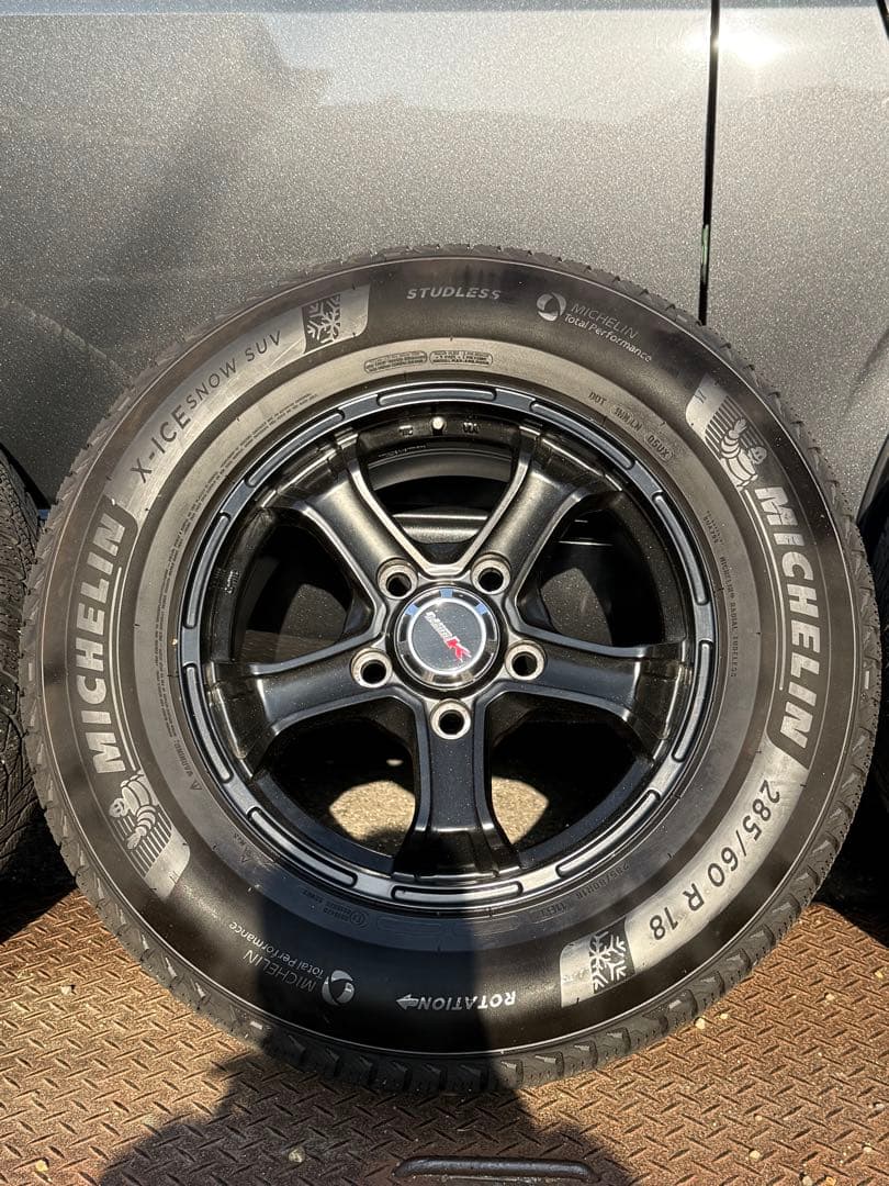 B-mudK 18インチホイール　ランクル200で使用