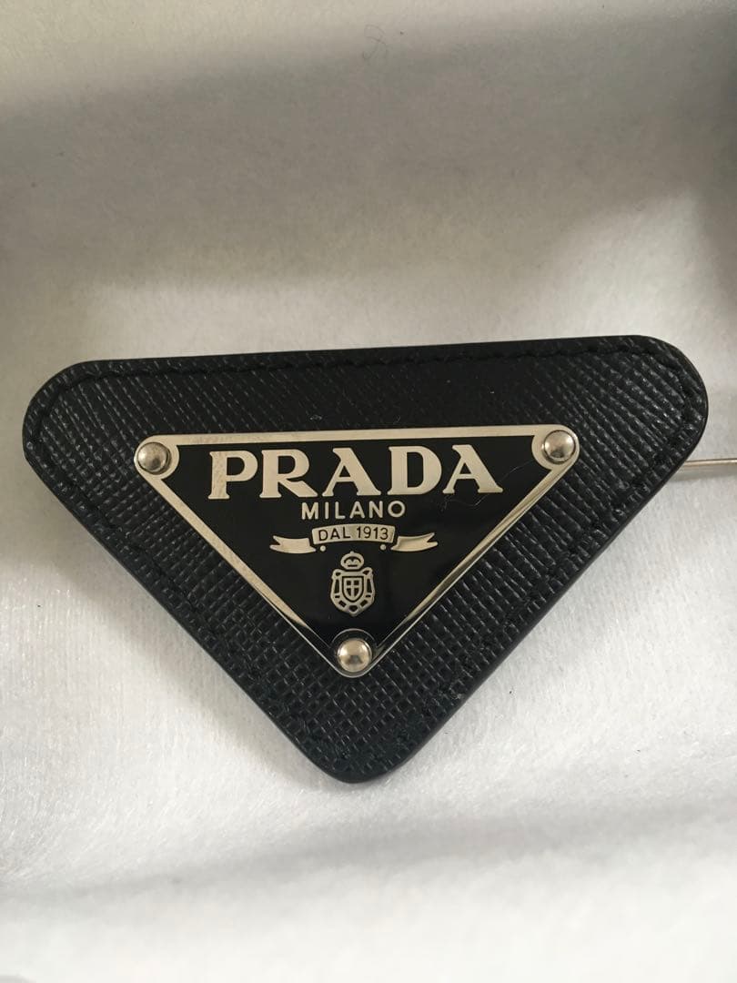 超美品ブローチ