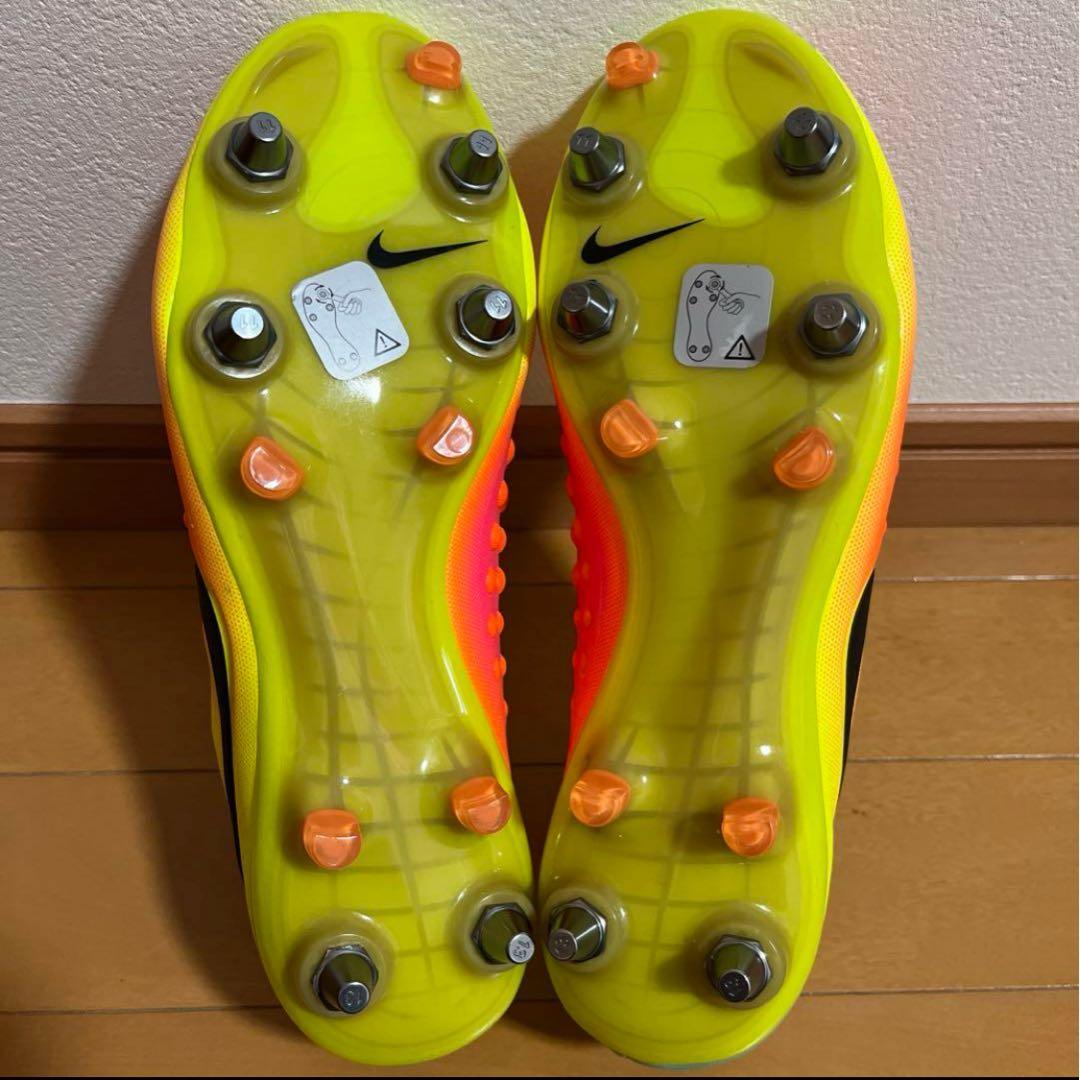 シューズ Magista Opus II SG-Pro Yellow Orange