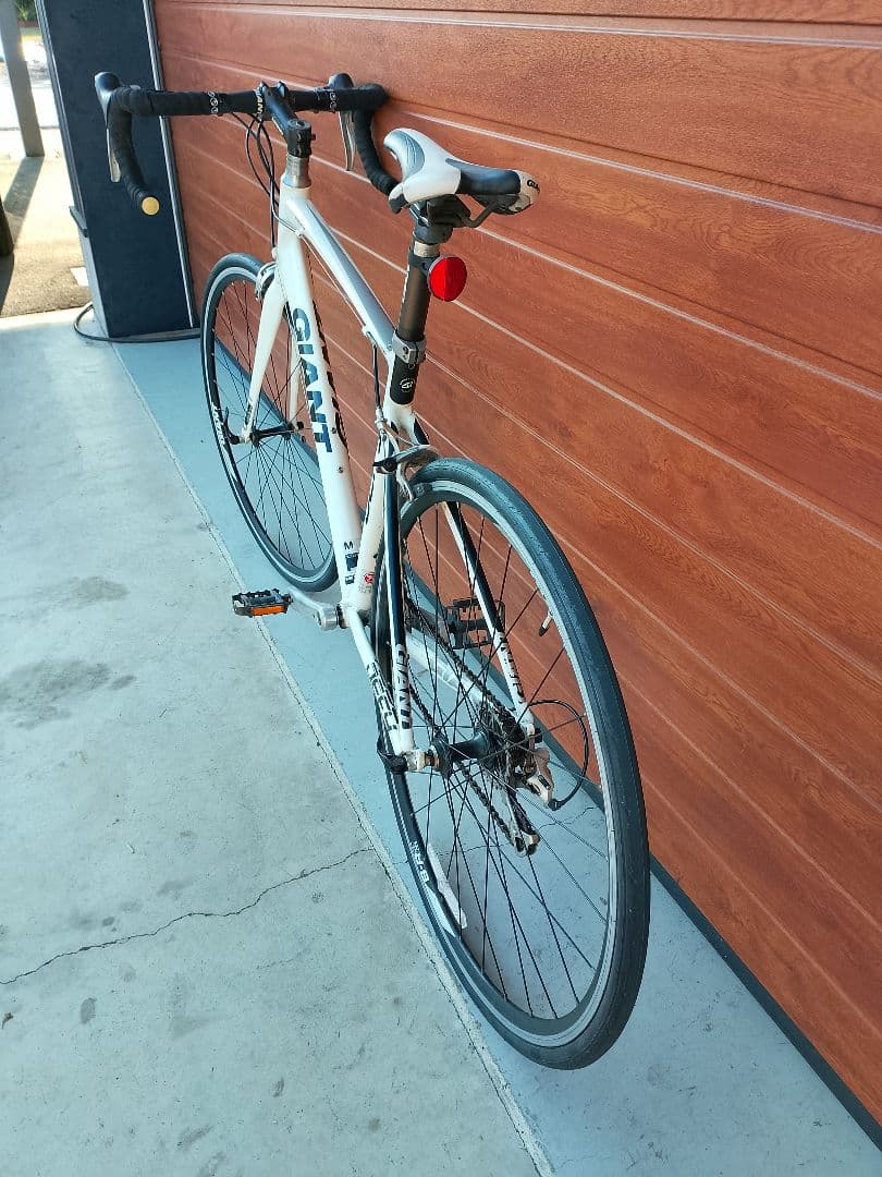 引き取り希望 GIANT DEFY 軽量アルミフレーム