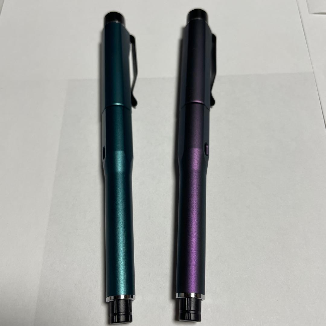 クルトガダイブ　デンスグリーン　オーロラパープル