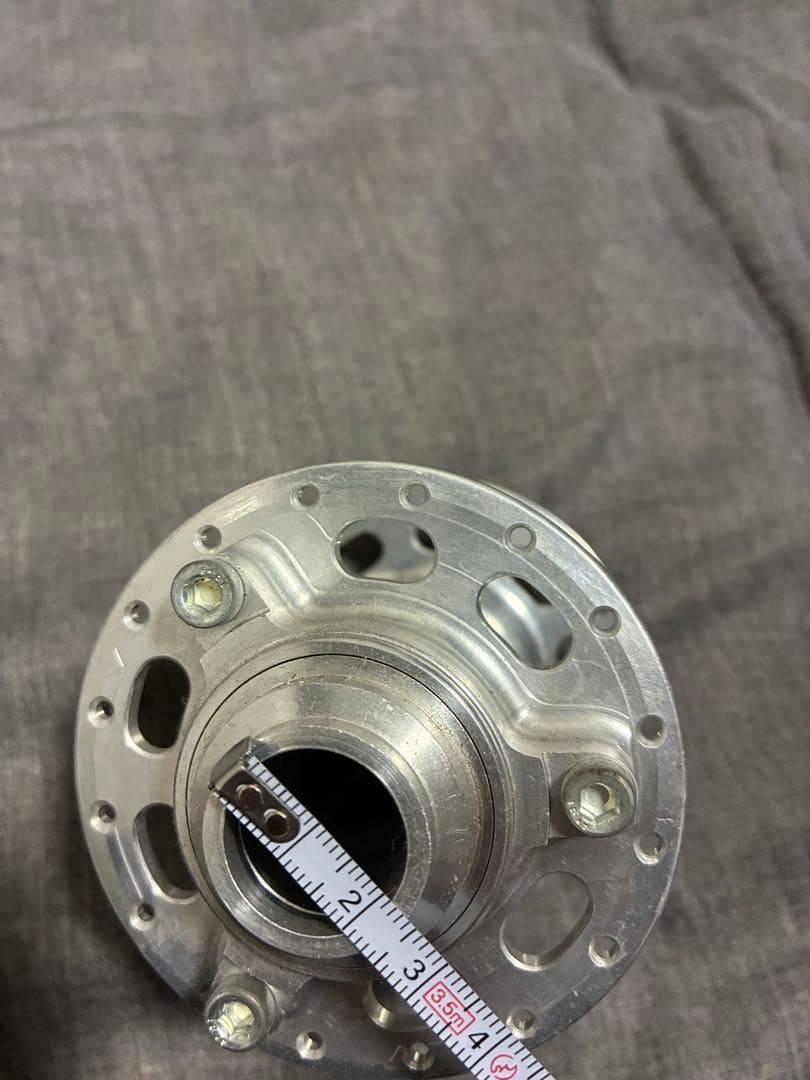 White Industries ハブ　32H