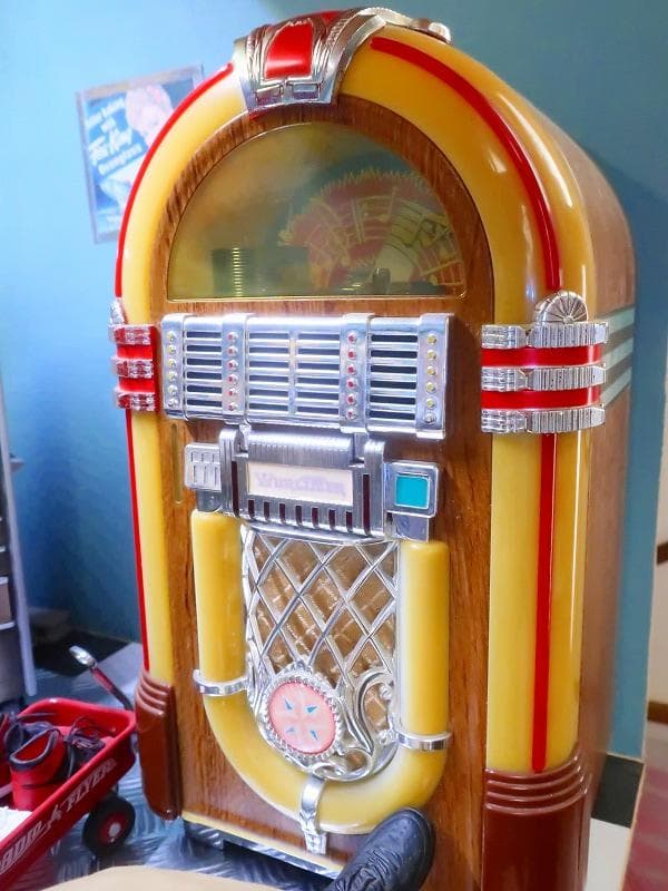 トップガン ジオラマ用 1/6 ジュークボックス ワーリッツァー BTTFにも♪