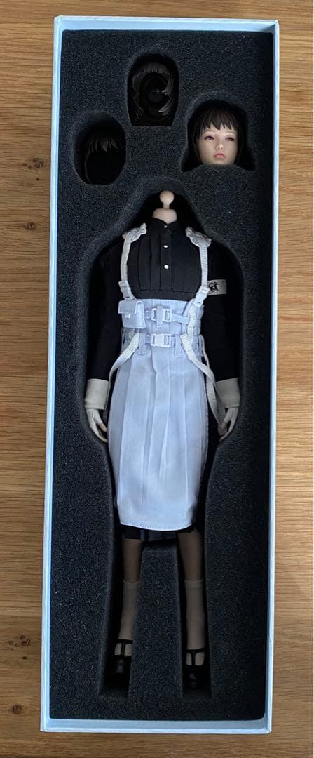 金*か様 I8TOYS「Serene Hound Rus」