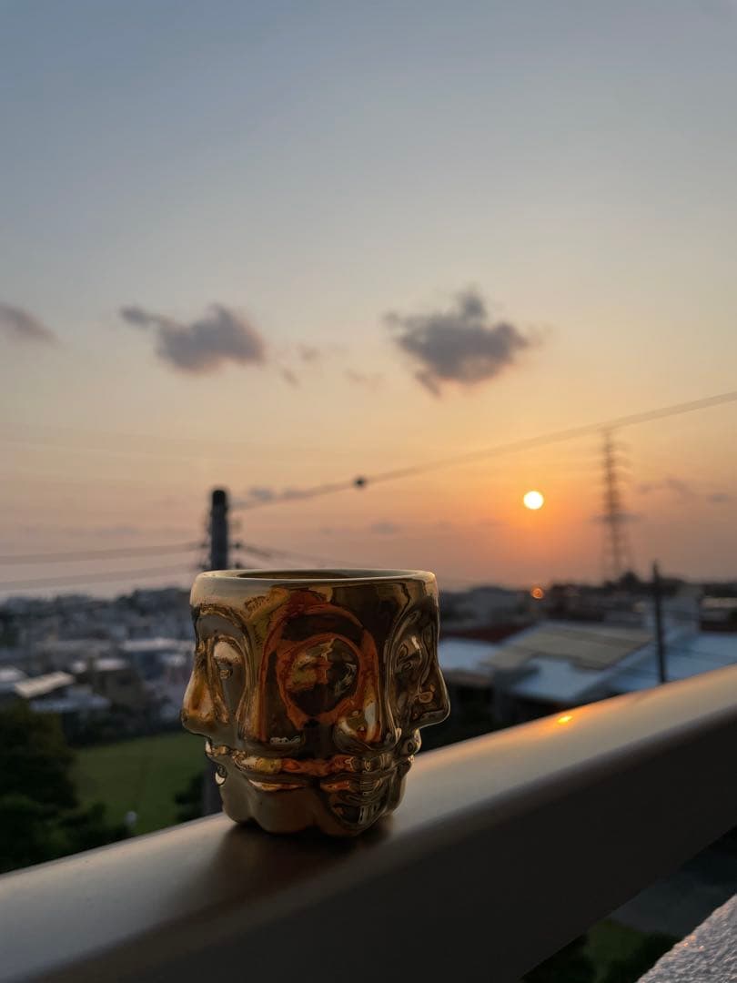 明日の朝まで特別価格。今村能章作　金色グラス専用ケース付き