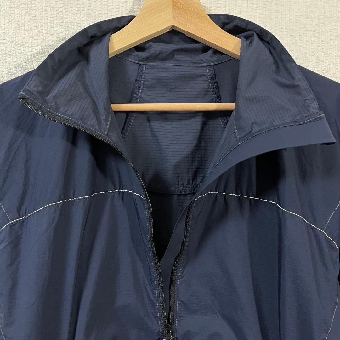 アンドワンダー　ハーフジップナイロンプルオーバージャケット　サイズ4　ネイビー