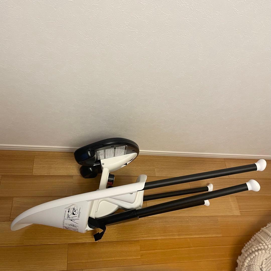 【BABY BJORN】ベビービョルン　ハイチェア（ハーネス付き）　ベビーチェア