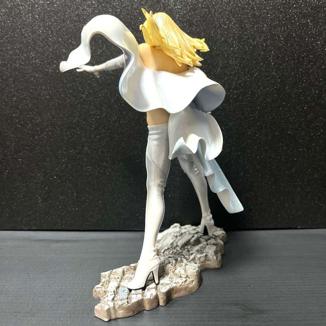 エマ・フロスト　コトブキヤ　マーベル　美少女シリーズ　フィギュア