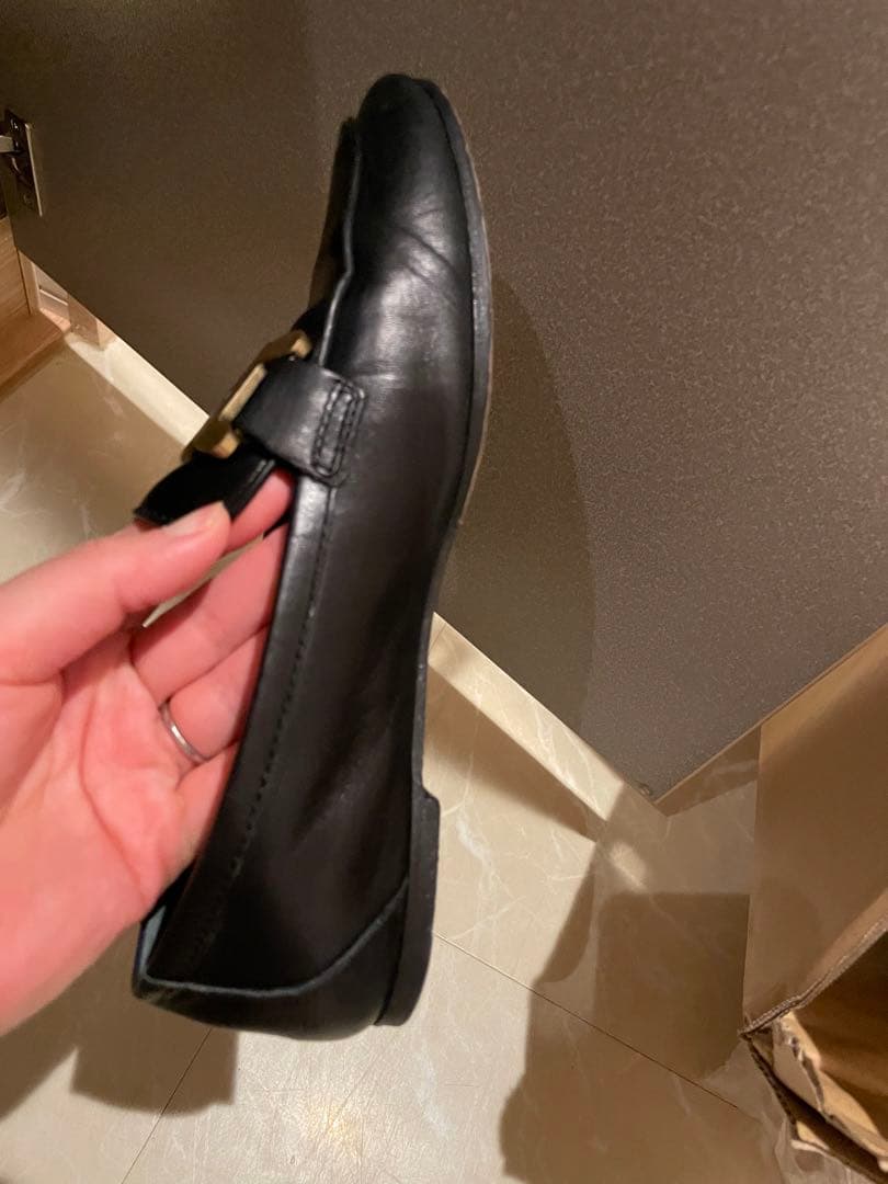 t*a様 TOD'S ブラック ローファー ゴールドチェーン