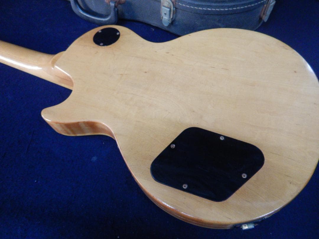 エレキギター ナチュラル ハードケース付き