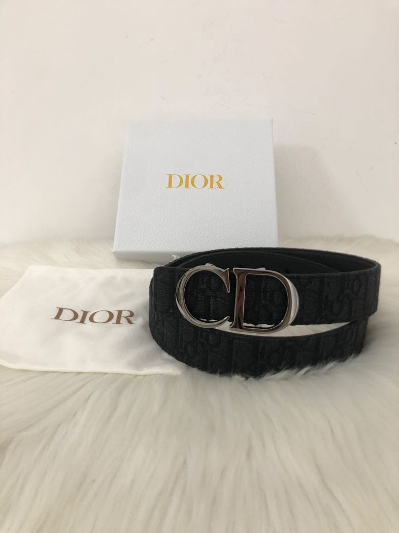 Dior ディオール　ブラック　ベルト　シルバーＣＤ　美品　高級感