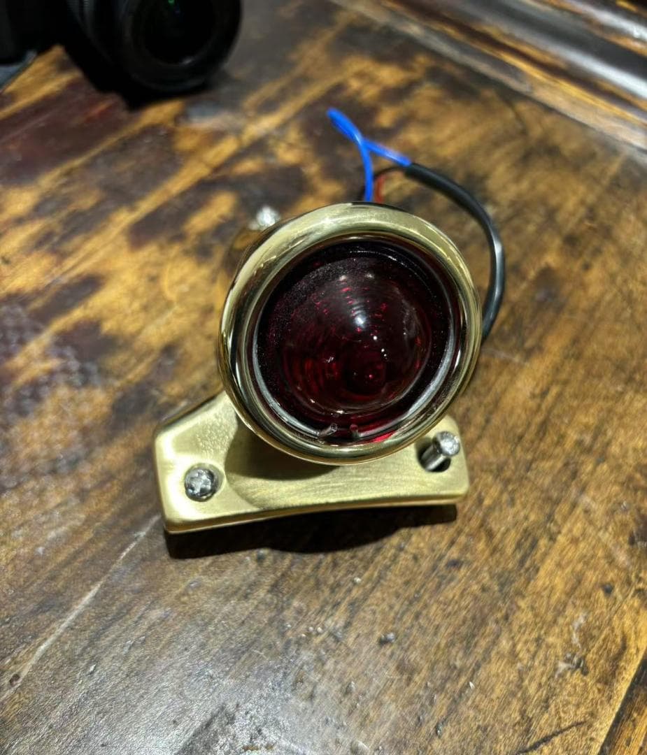 真鍮製テールランプ　ハーレー　ショベル　エボ　スポーツスター　C3