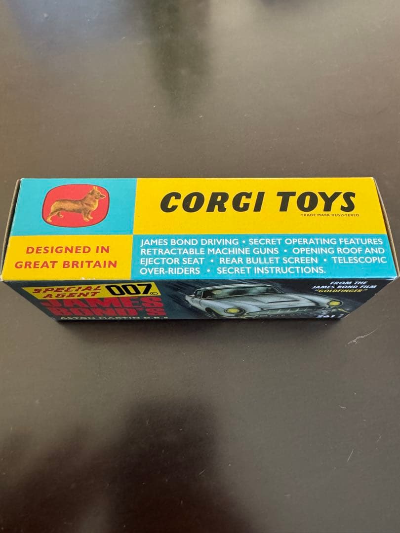 コーギー 1/43 007 ジェームズボンド アストンマーチン DB5
