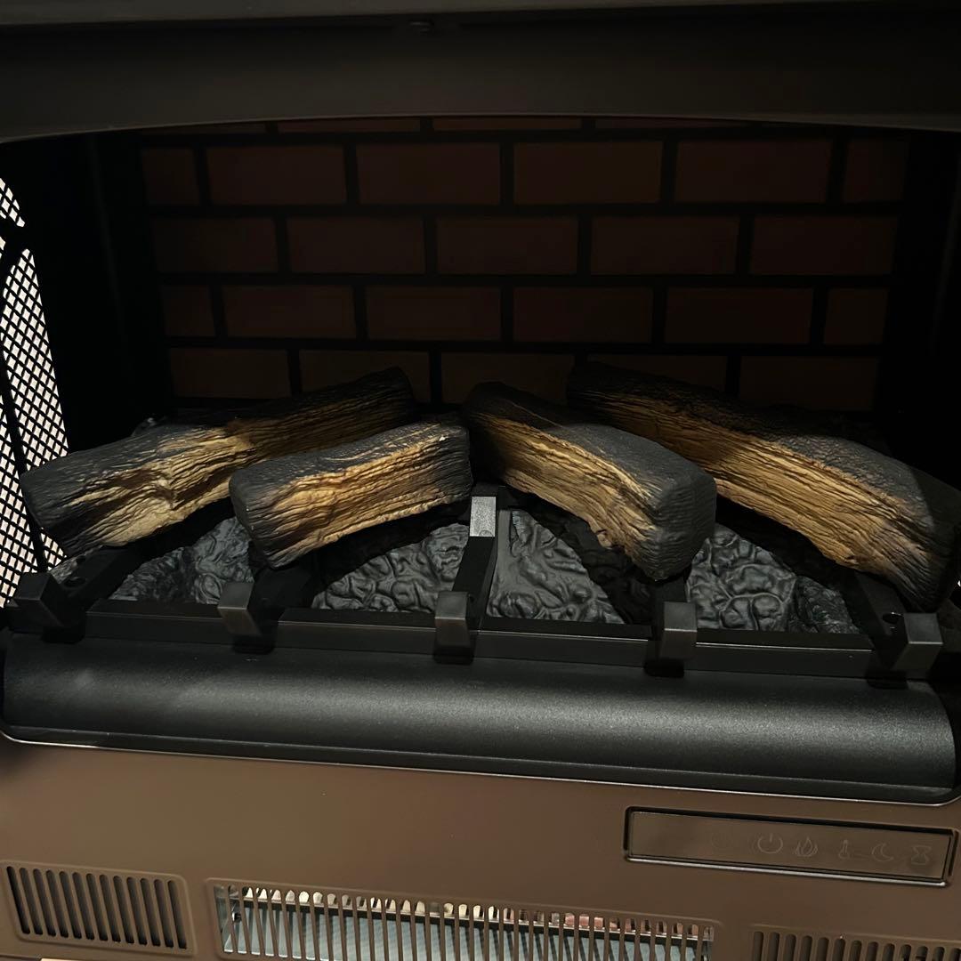 【極美品】QVCジャパン 暖炉型ヒーター ファンヒーター 電気ストーブ 黒