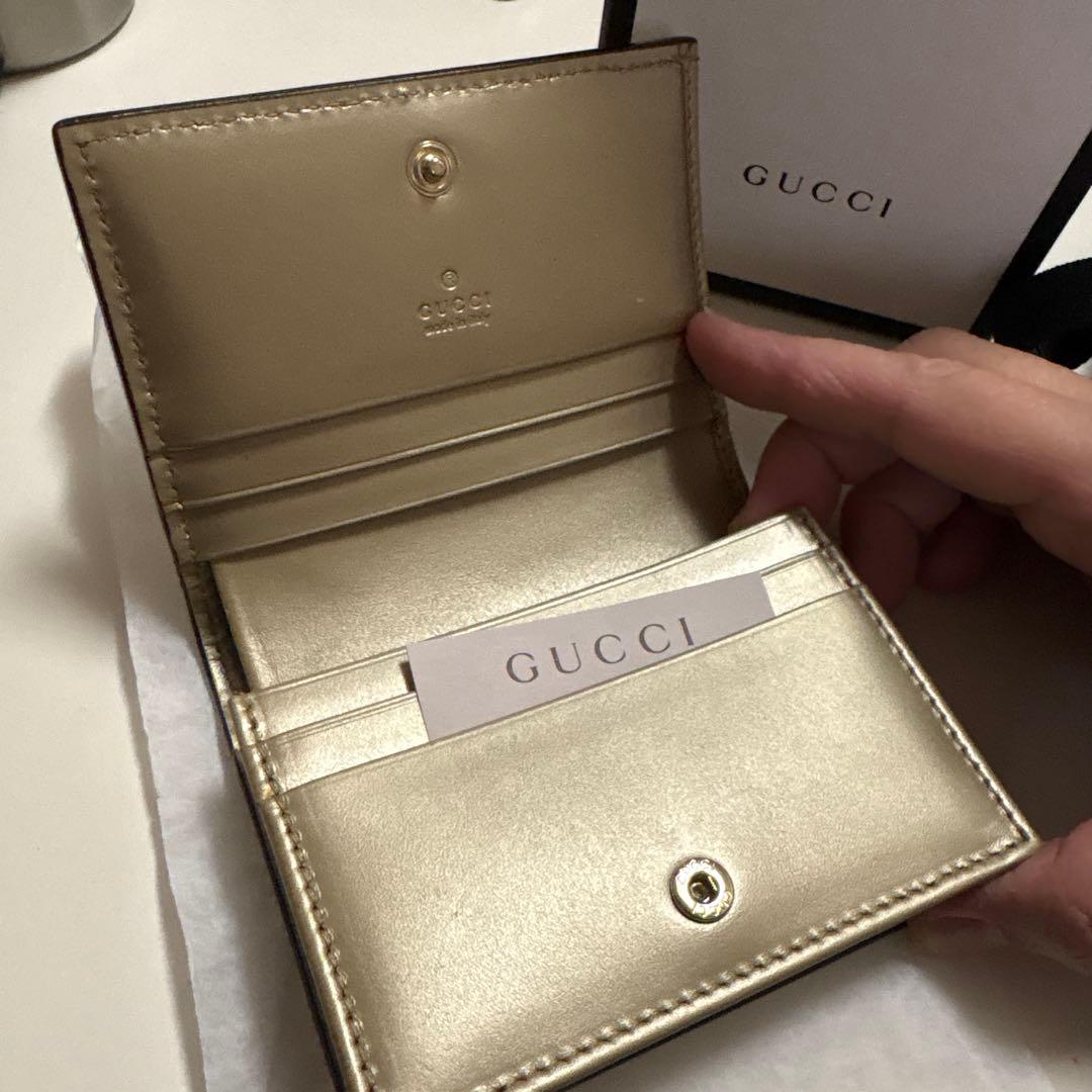 GUCCI ゴールドレザー 名刺入れ　超美品です。箱付き。値下げしました。