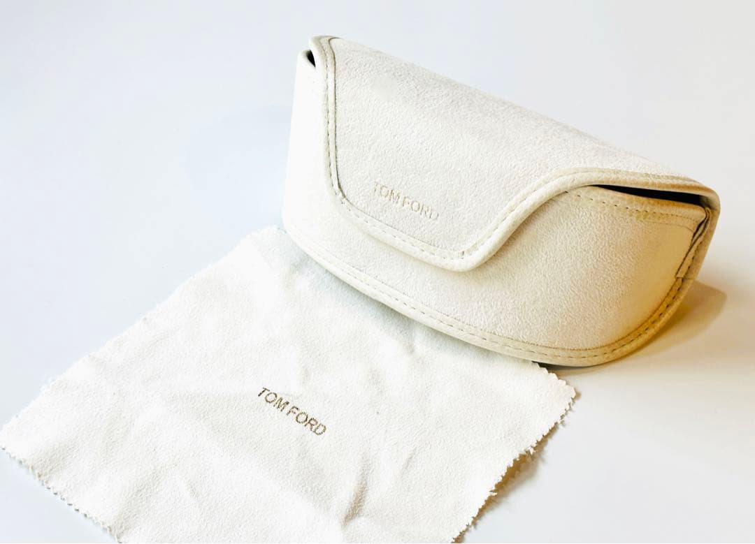 【美品】ケース付 トムフォード ミランダ パープル系 男女兼用